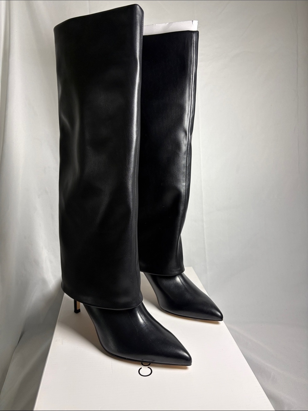 Calvin Klein
Women's Vamsy Stiletto Heel Tall Dress Boots size 6